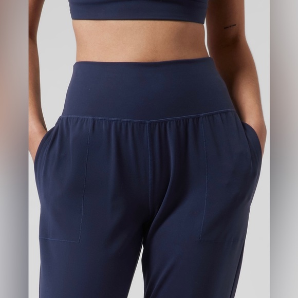 ATHLETA Salutation Jogger in Navy Size XS - Picture 3 of 7